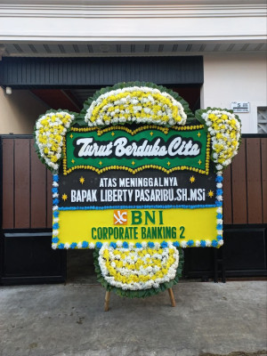 Papan Bunga Duka di Berastagi